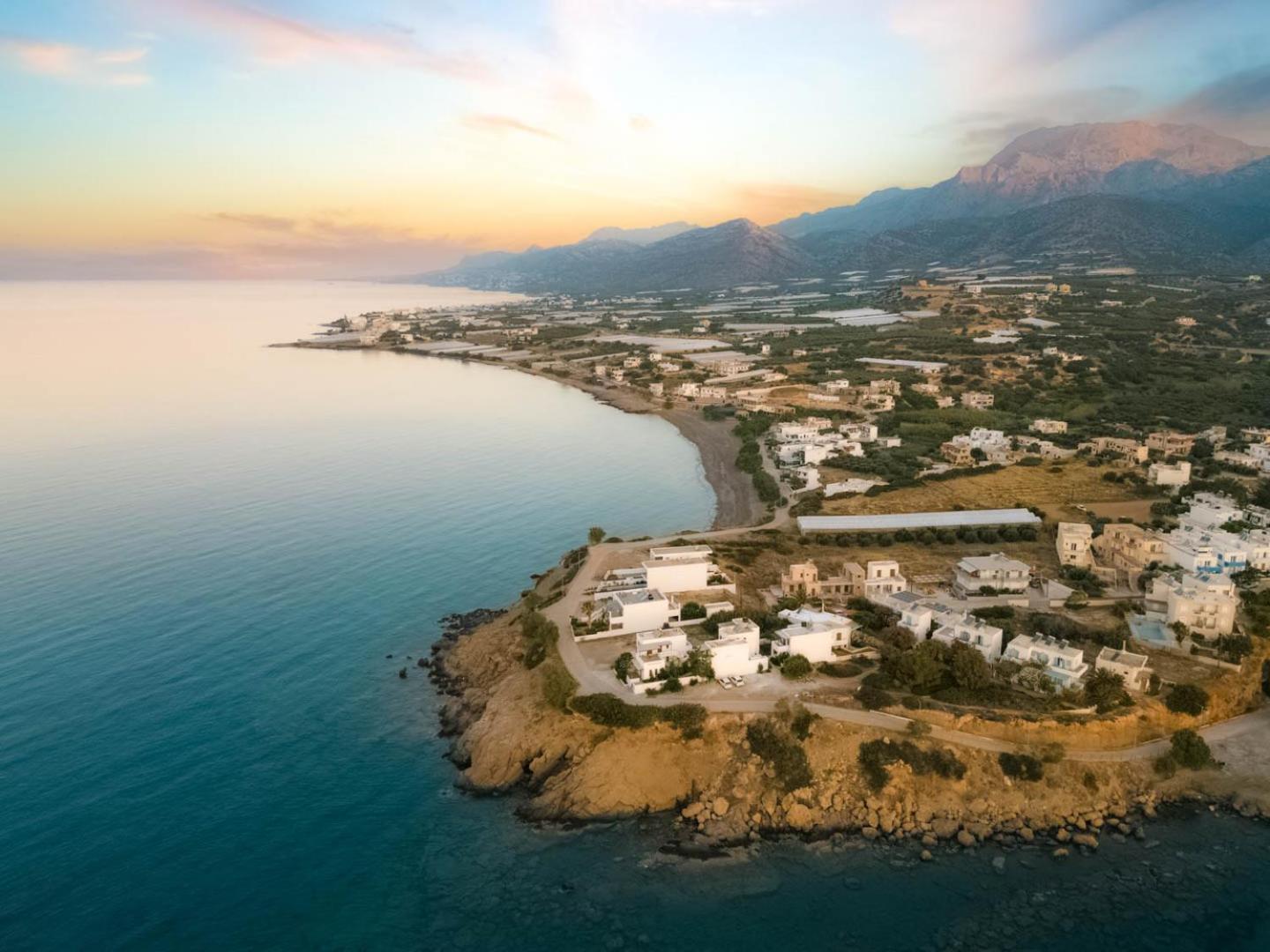 Plakakia Luxury Apartments Makrýgialos 外观 照片
